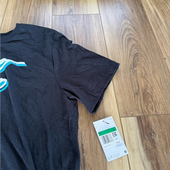 Nike Basketball Tee size XL NWT - Picture 4 of 6